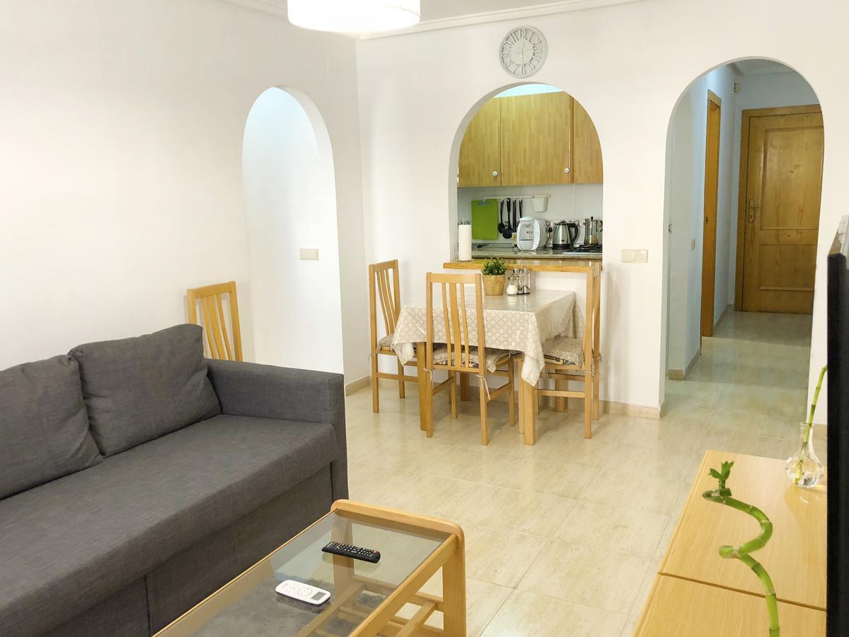 Apartamento Laloma 72 Torrevieja Kültér fotó
